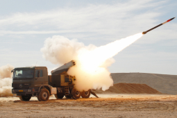 Media - Sức mạnh hệ thống pháo phản lực phóng loạt rocket, tên lửa đạn đạo tầm bắn 280 km