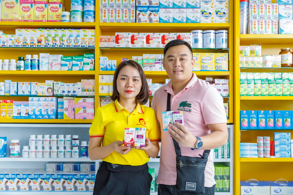 Hệ Thống Mẹ Bé Nguyễn Yến cùng Đại Diện Nhãn Hàng Vital - Bun Mr. Đỗ Dương Phong