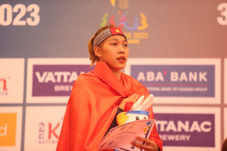 Trần Võ Song Thương lấy HCV thứ tư