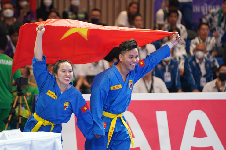 Chiến thắng nhiều cảm xúc của cặp đôi vovinam
