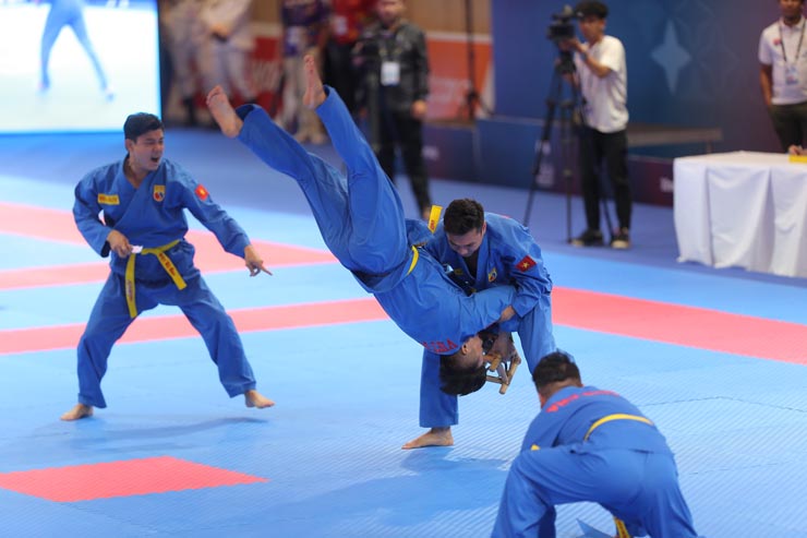 Trực tiếp SEA Games 32 đoàn Việt Nam ngày 9/5: Điền kinh, eSports báo tin vui (Kết thúc) - 17