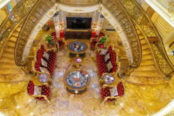 Kinh doanh - Dinh thự như lâu đài "khủng" giữa làng quê Việt Nam, đại gia chi trăm tỷ xây dựng