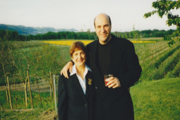 Kinh doanh - Trở thành tỷ phú nhờ… nghe lời mẹ dạy