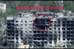 Thế giới - Ukraine đăng video loại bỏ cứ điểm súng máy của lực lượng Wagner bằng lựu pháo M777