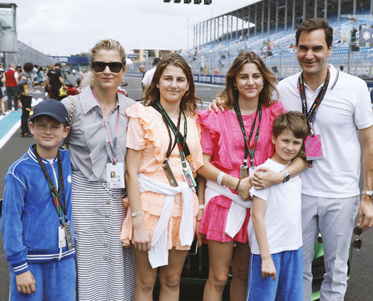 Roger Federer và gia đình đến Mỹ dự khán Miami Grand Prix