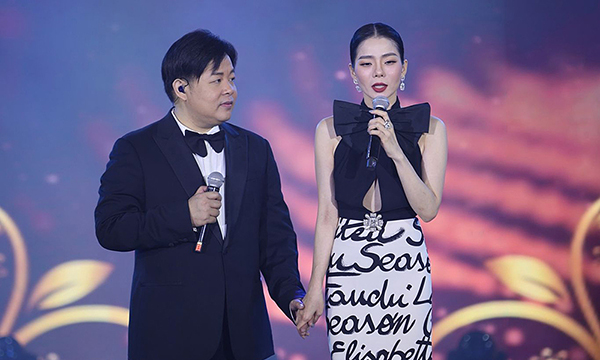 Ca sĩ Lệ Quyên là một trong những khách mời đặc biệt trong liveshow