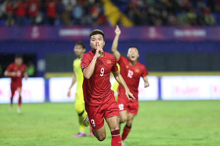 U22 Việt Nam sớm mở tỷ số trong trận thắng 2-1 trước U22 Malaysia tối 8/5