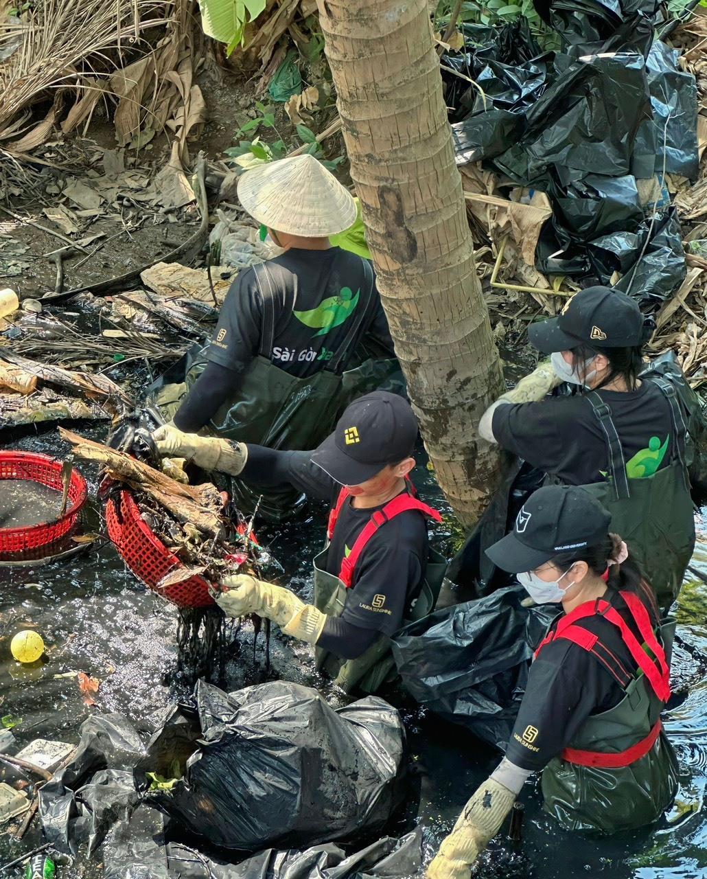 Công ty Laura Sunshine của Nhật Kim Anh: Nghĩa tình, sẻ chia vì một cộng đồng xanh – sạch – đẹp - 3