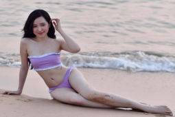 Thời trang - 2 "gái quê lên phố làm công nhân": Ngoài đời da trắng nõn nà, mặc gợi cảm "gây mê"