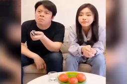 Clip hài hước - Ông bố khóc ròng với những màn troll bá đạo của cô "con gái rượu"