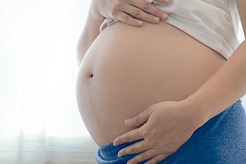 Những dấu hiệu bất thường khi mang thai, mẹ bầu nhất định phải chú ý - 1