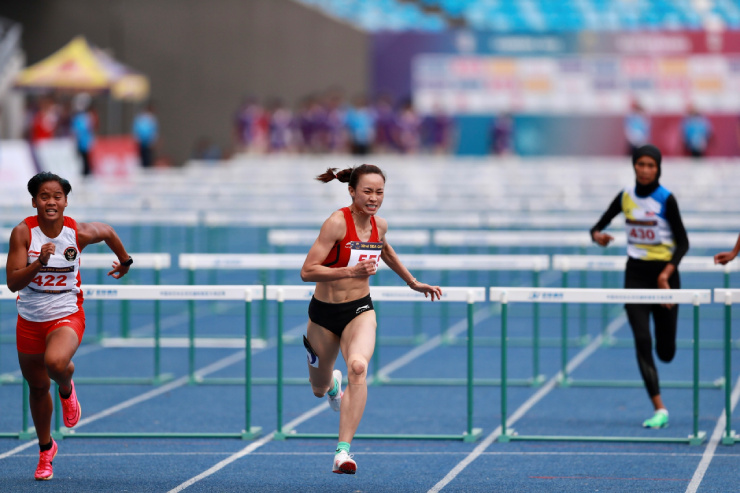 Hot girl điền kinh Mỹ Tiên khóc nức nở khi ẵm luôn HCV SEA Games - 8