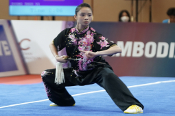 Người đẹp Wushu Thúy Vi múa kiếm giành HCV, làm quà sinh nhật ở SEA Games