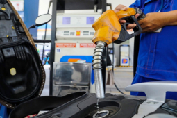 Thị trường - Tiêu dùng - Giá xăng dầu đồng loạt giảm mạnh kể từ 15h hôm nay 11/5