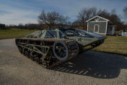 Tin tức ô tô - Xe bọc thép Ripsaw trong phim Fast and Furious 8 chào bán hơn 4 tỷ đồng