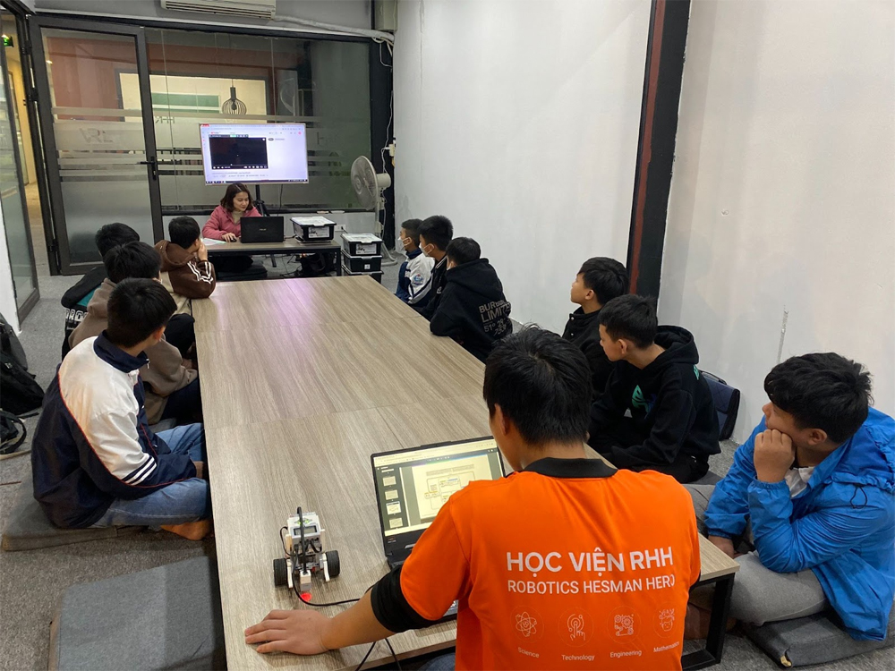 Robotics Hesman Hero Academy - trung tâm đào tạo công nghệ dành cho trẻ uy tín tại Nghệ An - 5
