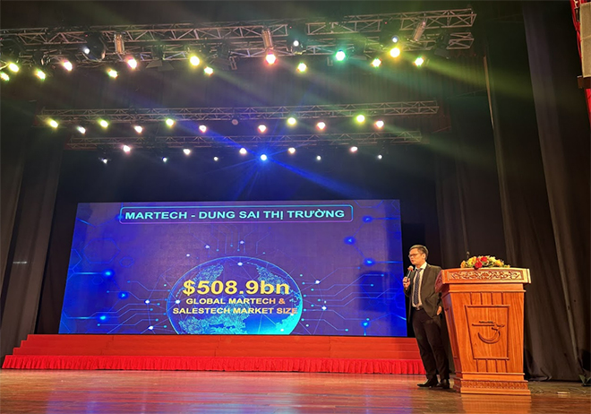 Ông Minh Đỗ - Thành viên Ban chuyên gia Công nghệ, Hiệp hội Blockchain Việt Nam (VBA) chia sẻ về xu hướng MarTech và ứng dụng Blockchain vào chuyển đổi số.