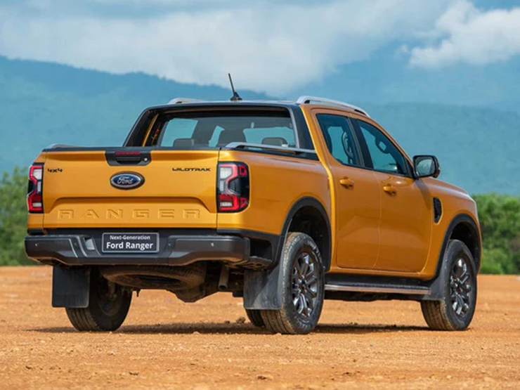 Ford Ranger tăng giá bán 20 triệu đồng, có thêm bản thể thao - 2