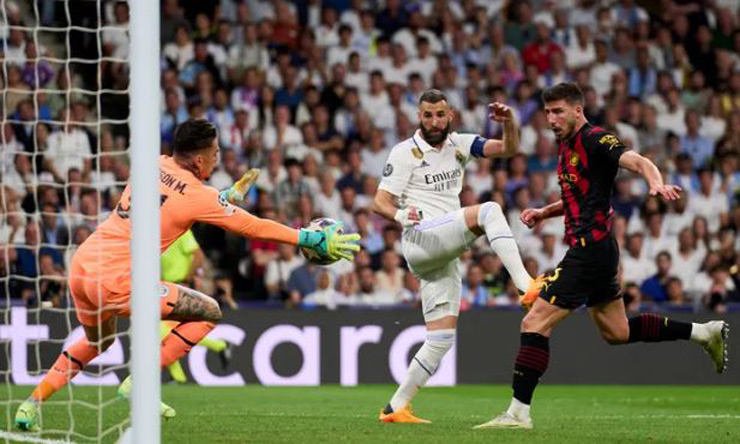 Real Madrid dẫn trước nhưng Man City đã giành trận hòa 1-1 trên đất Tây Ban Nha