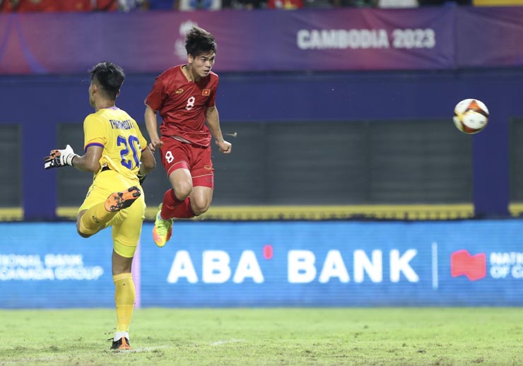 Trực tiếp bóng đá U22 Việt Nam - U22 Thái Lan: Tấn công không ngừng nghỉ (SEA Games 32) - 8