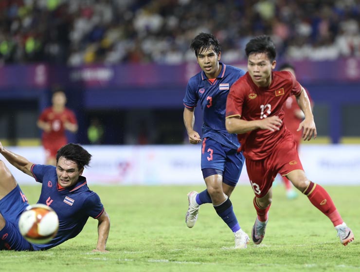 Trực tiếp bóng đá U22 Việt Nam - U22 Thái Lan: Tấn công không ngừng nghỉ (SEA Games 32) - 4