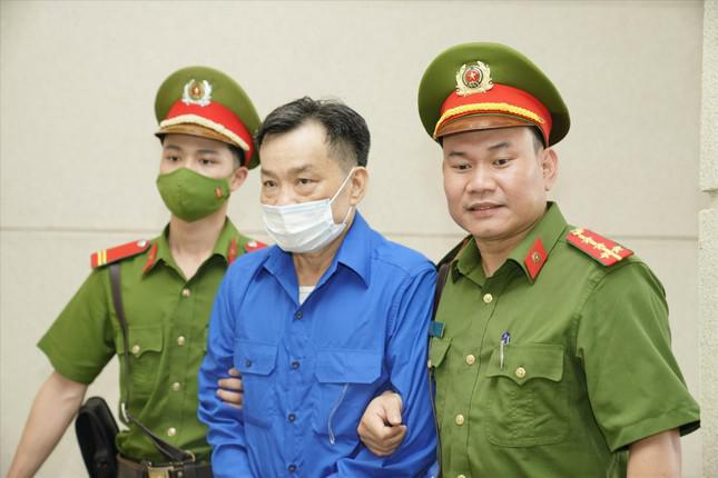 Những tình tiết 'bất ngờ' xét xử vụ án cựu Chủ tịch UBND tỉnh Bình Thuận - 1