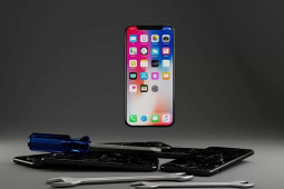 Thời trang Hi-tech - Vì sao nhiều người ngày càng đổ xô mua iPhone tân trang