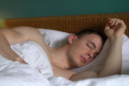 Đàn ông - Tiết lộ tư thế ngủ giúp bạn bụng xẹp hơn vào sáng hôm sau