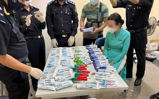 Lực lượng chức năng phát hiện số lượng lớn ma túy "ngụy trang" trong kem đánh răng