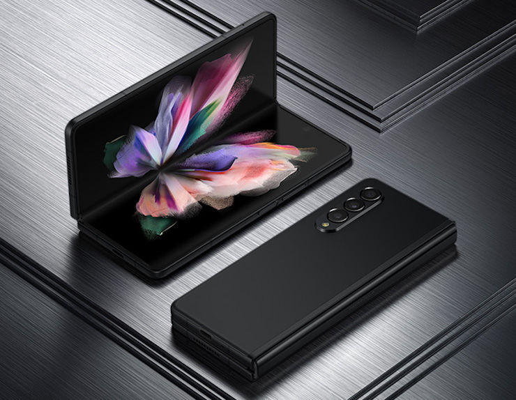 Samsung Galaxy Z Fold3.