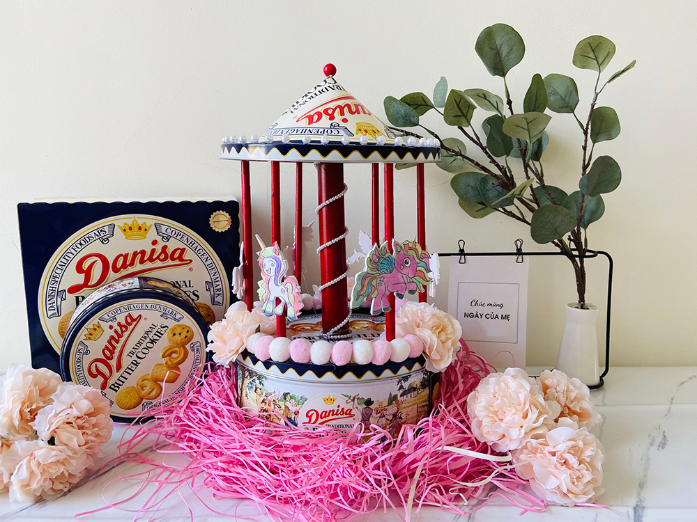 Chiếc Hộp Ký Ức chứa đựng Vòng Quay Ngựa Gỗ đầy ấn tượng của bạn Mai Mai Trang đã đạt Giải Danisa Tri ân vàng đợt 1.