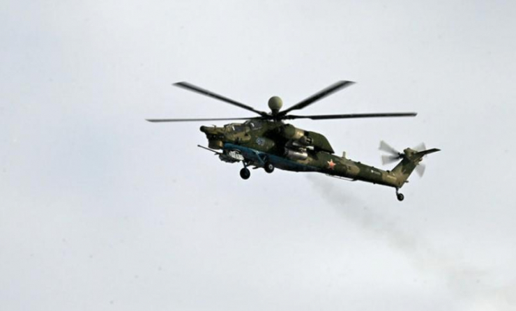 Trực thăng quân sự Nga rơi trên bán đảo Crimea - 1