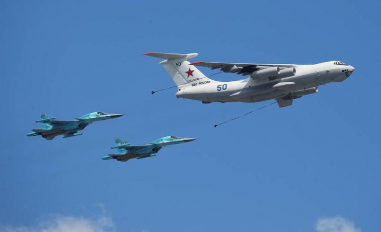 ‘Bó tay’ trước bom lượn của Nga, Ukraine tìm cách hạ gục tiêm kích Su-34 mang loại bom này - 2