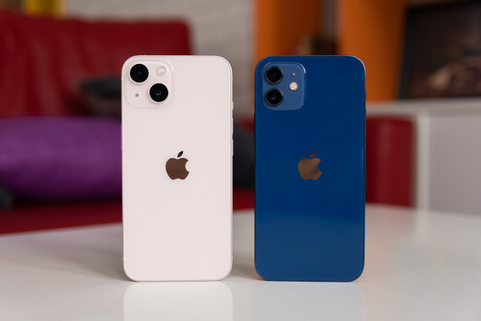 iPhone 12 vs iPhone 13: Nên mua iPhone nào khi chênh nhau chỉ 2 triệu đồng? - 2