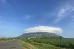 Tin tức trong ngày - ‘Mũ mây’ tái xuất tại núi Bà Đen Tây Ninh