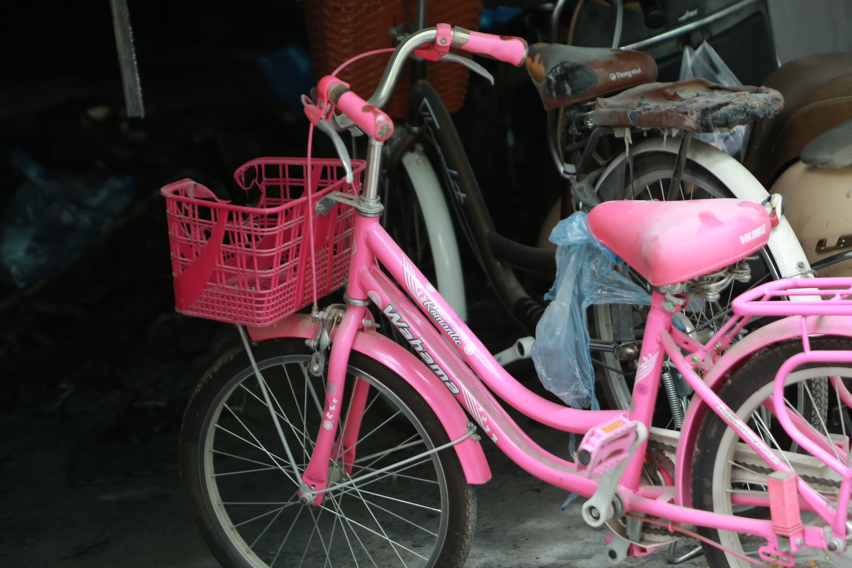 Xót xa hình ảnh chiếc xe đạp màu hồng trong căn nhà cháy khiến 4 bà cháu tử vong ở Hà Nội - 7