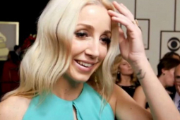 Sức khỏe đời sống - Ngôi sao nhạc đồng quê Ashley Monroe mắc ung thư máu, bạn đã thực sự hiểu về căn bệnh này?