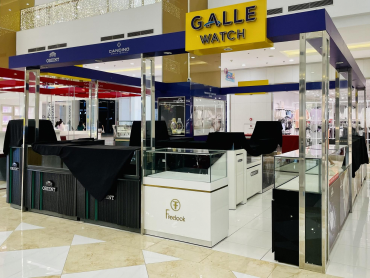 Gian hàng nằm ngay sảnh chính, ở tầng 1 hiện đang dừng hoạt động.