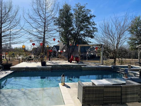 Cận cảnh những biệt thự "triệu đô" của Hồng Ngọc tại Mỹ: 1000m2 như khu nghỉ dưỡng ở biển, khung cảnh đẹp ngỡ ngàng vào mùa Đông - 18