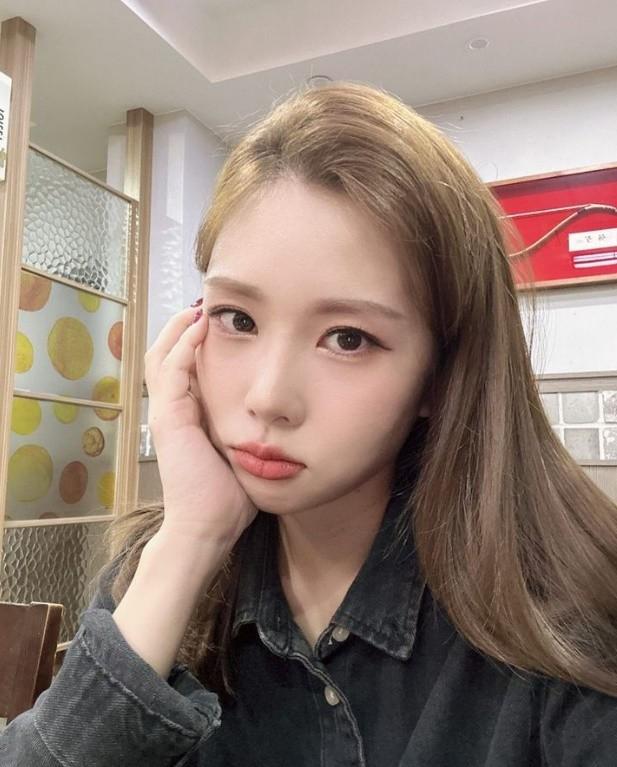 Tìm thấy thi thể nữ ca sĩ 29 tuổi trong phòng khách sạn ở Hàn - 1