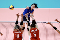 Thể thao - Đỉnh cao Thanh Thúy đập bóng "đã mắt", ghi 28 điểm đấu bóng chuyền Thái Lan