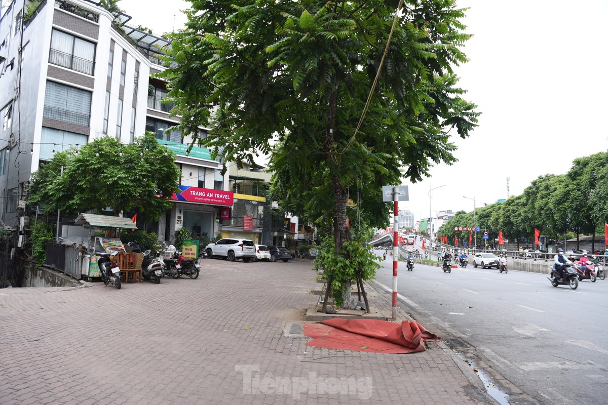 Cận cảnh loạt tuyến phố Hà Nội được đề xuất cho thuê vỉa hè kinh doanh - 7