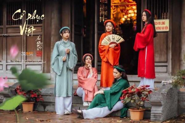 Concept cổ phục Việt, một nội dung chụp ảnh kỷ yếu phổ biến hiện nay với chi phí chụp gần 70 triệu đồng. (Ảnh: Tin mới)