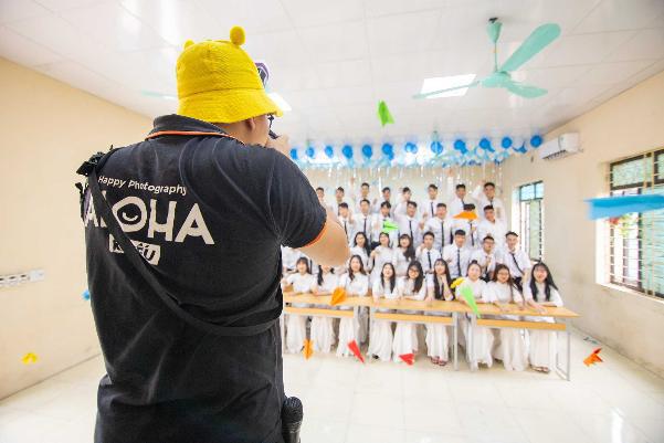 ‏Thế nhưng số tiền trên mới chỉ là chi phí riêng cho việc chụp, để có một bộ kỷ yếu đúng kỳ vọng, các bạn học sinh còn phải đầu tư những thứ liên quan khác.&nbsp;