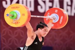 Thể thao - Quốc Toàn "tung hỏa mù" làm đối thủ cử tạ "chóng mặt" ở SEA Games 32