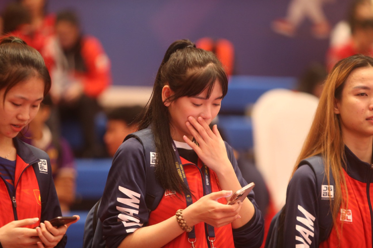 Vỡ òa đội kiếm liễu Việt Nam khóc mừng tấm HCV SEA Games lịch sử - 7