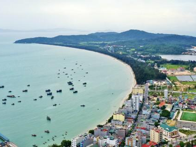 Thị trường - Tiêu dùng - Nhiều người ''sập bẫy'' tour du lịch Cô Tô giá rẻ