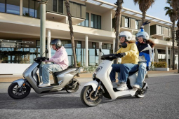 Honda trình làng xe máy điện EM1 e: đối đầu với Yamaha Neo's