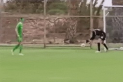 Những tình huống "người tính không bằng trời tính" trong bóng đá