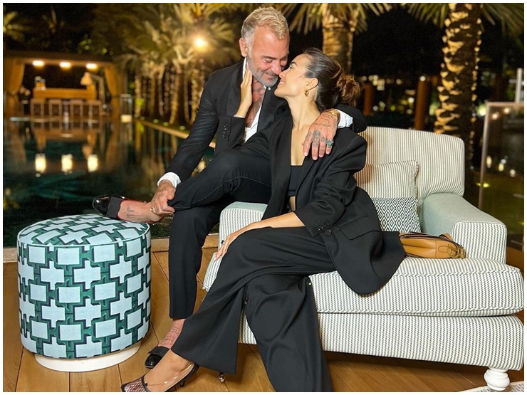 Ông hiện viên mãn với cuộc sống hiện tại.